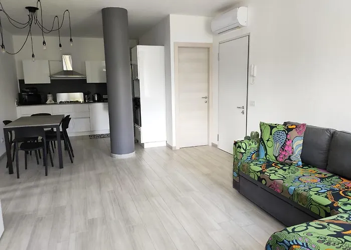 Casa Toni * Garda (Verona)
